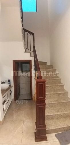 🎉 Cho Thuê Biệt Thự sân vườn 3 Tầng Siêu Đẹp Tại Cự Khối – Long Biên 