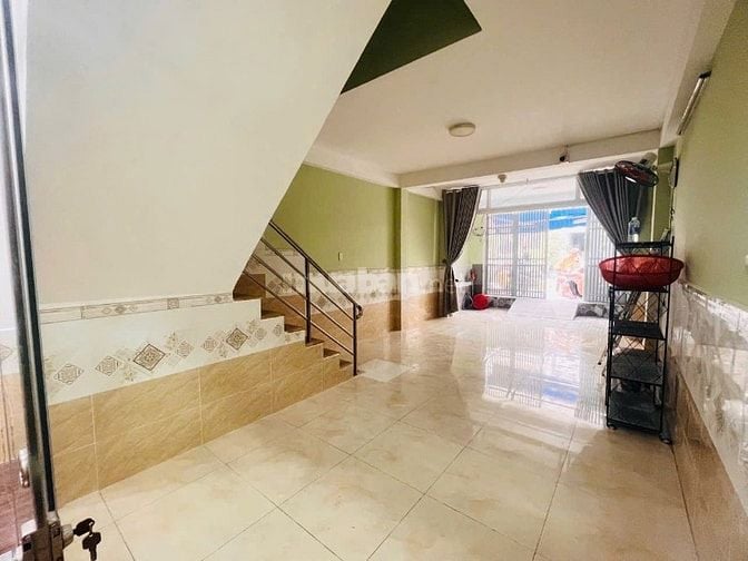 Bán nhà hẻm xe tải Nguyễn Quý Yêm, Bình Tân, 4x20m, nội thất đầy đủ