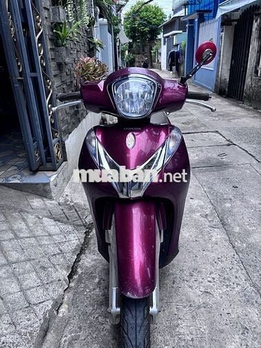 Cần bán xe Sh model 2020- tình trạng mới keng