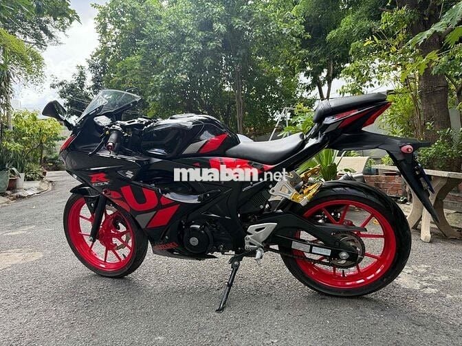 gsx 150r ngay chủ đứng tên
