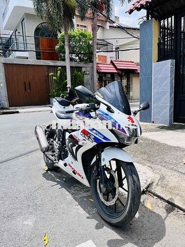GSX R150