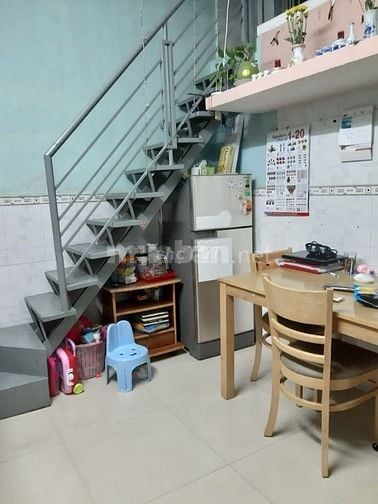 Bán nhà đẹp C.cư Q5 giá rẻ 60m2,lầu 3 thang bộ,gần BX Chợ Lớn tặng 2ML