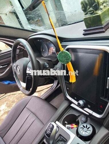 VinFast Lux A2.0 2022 A2.0 Tiêu chuẩn - 30000 km