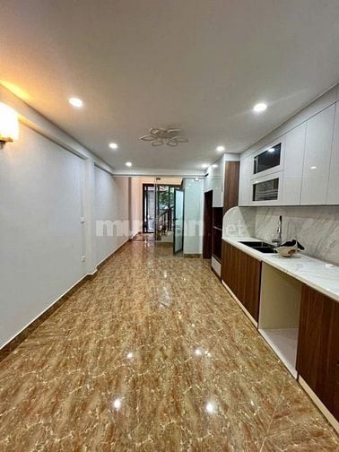 Cần bán gấp căn Trần Phú, p4, quận 5 giá 4tỷ350tr đi lại thoải mái