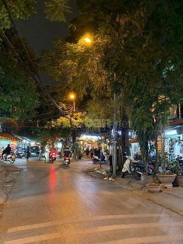 Chính chủ bán nhà mặt đường mới mở phố Hồng Mai, Bạch Mai
