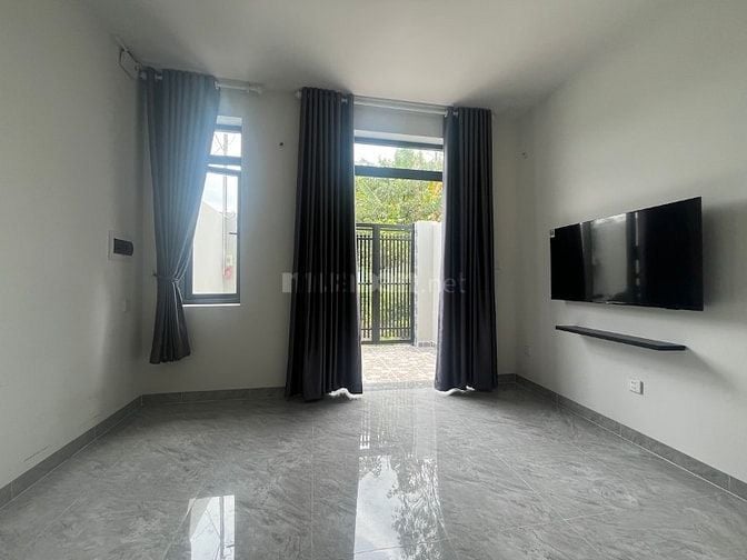 🏡 Chính chủ bán nhà mới xây – KDC Việt Nhân, đường số 8, P. Long Phướ