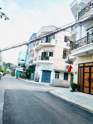 Bán nhà 3.5 tấm Khu dân cư Nam Hùng Vương, mặt tiền đẹp, giá tốt