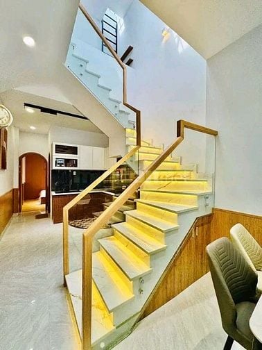 Kẹt vốn bán gấp nhà Hoa Sứ, p.2, Phú Nhuận. Giá 3,69 tỷ/57m2, hẻm 5m