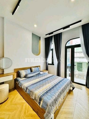 Kẹt vốn bán gấp nhà Hoa Sứ, p.2, Phú Nhuận. Giá 3,69 tỷ/57m2, hẻm 5m