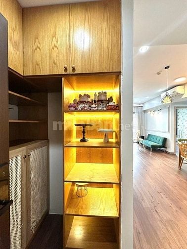 Satra Eximland,Phan Đăng Lưu,Phú Nhuận: 98m2, 2p ngủ lớn,NTCC,18tr/th