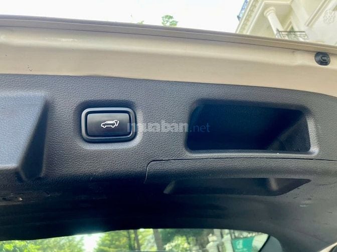 Gia đình bán xe Huyndai Santa Fe bản máy dầu SX 2019