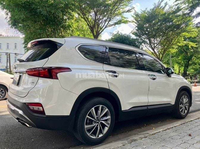 Gia đình bán xe Huyndai Santa Fe bản máy dầu SX 2019