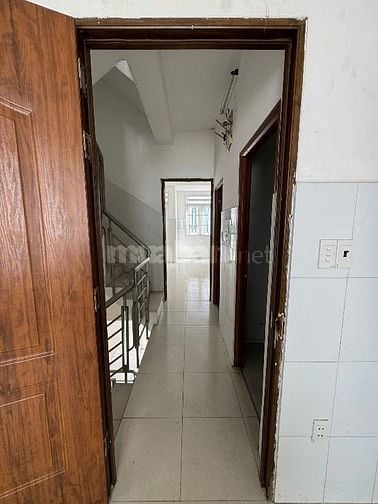 Cho thuê nhà 4 tầng 7 PN 7WC 7 BẾP tại Tô Hiệu Tân Phú
