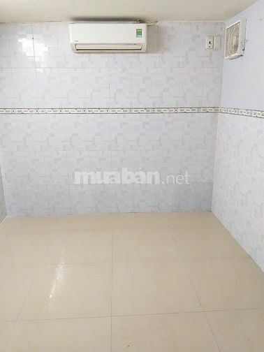 Bán nhà đẹp C.cư Q5 giá rẻ 60m2,lầu 3 thang bộ,gần BX Chợ Lớn tặng 2ML