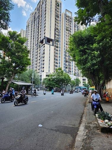 Khách sạn mặt tiền Cao Thắng, 2 mặt tiền 30 tỷ 