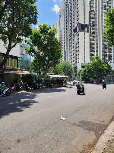 Khách sạn mặt tiền Cao Thắng, 2 mặt tiền 30 tỷ 
