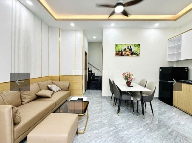 BIỆT THƯ MINI CMT8, 34m2, 2 TẦNG, CHỈ HƠN 5Đ.