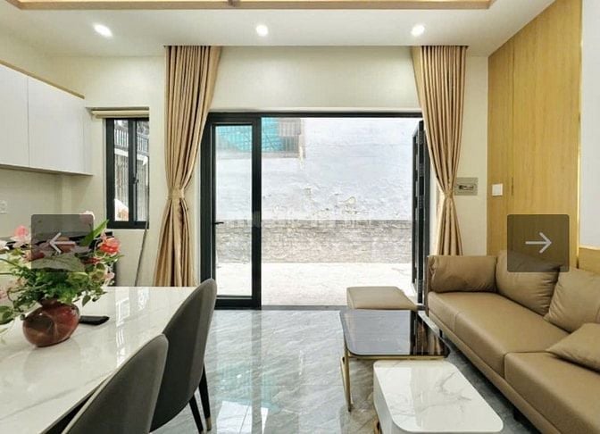 BIỆT THƯ MINI CMT8, 34m2, 2 TẦNG, CHỈ HƠN 5Đ.