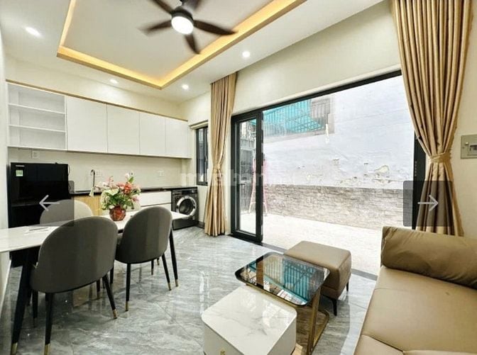 BIỆT THƯ MINI CMT8, 34m2, 2 TẦNG, CHỈ HƠN 5Đ.