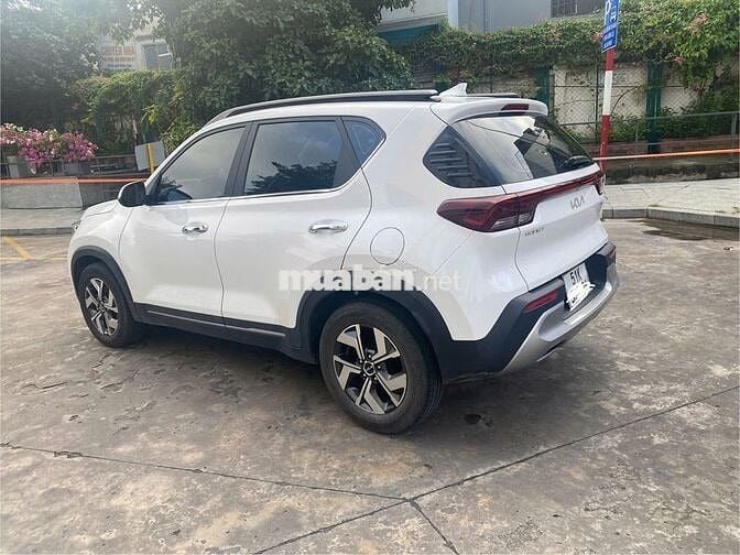 Kia Sonet 2022 Premium 1.5 AT - 36489 km