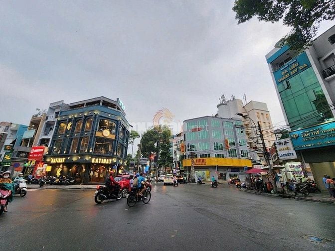 HDT 100tr – 7 tầng! Bán MT Trần Quang Khải, Q.1 – 5x18m – chỉ 85 tỷ.  