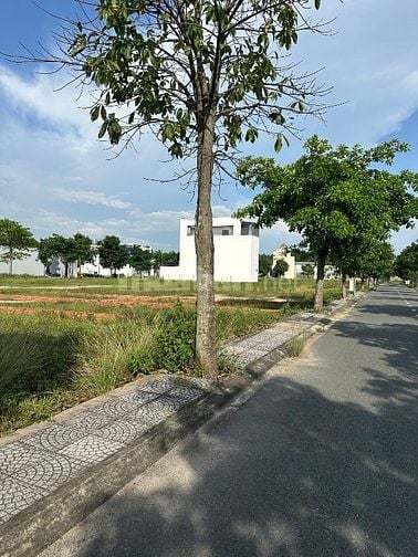 Đất MT Phùng Hưng-80m2-1tỉ150-SHR-trả trước 30%