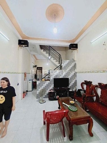 Cho thuê nhà nguyên căn 2PN, 2WC, 9 triệu ,48m2 tại Đường 4, Bình Tân
