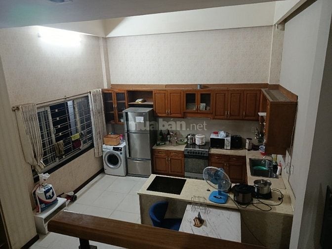 Nhà rộng ở không hết cho thuê lại 1 phòng thích hợp cho 1-2 người ở 