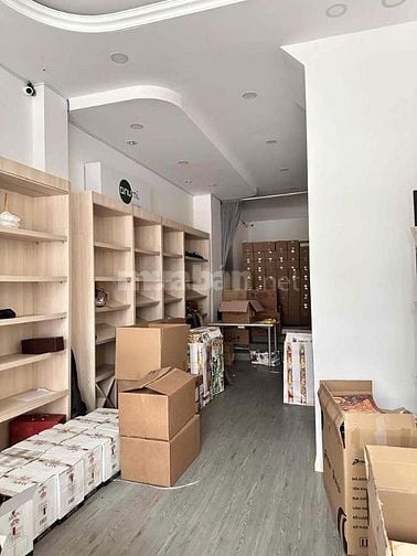 Cho thuê nhà mặt tiền khu nội bộ 60 Võ Thị Sáu phường Tân định .Q1