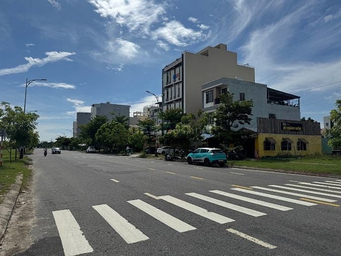 Cho Thuê nhà 180m2 ,đường Nguyễn Đức Thuận, 2 phòng ngủ, 10tr/tháng