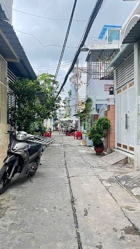 Bán nhà đường Mạc Vân Phường 12 quận 8