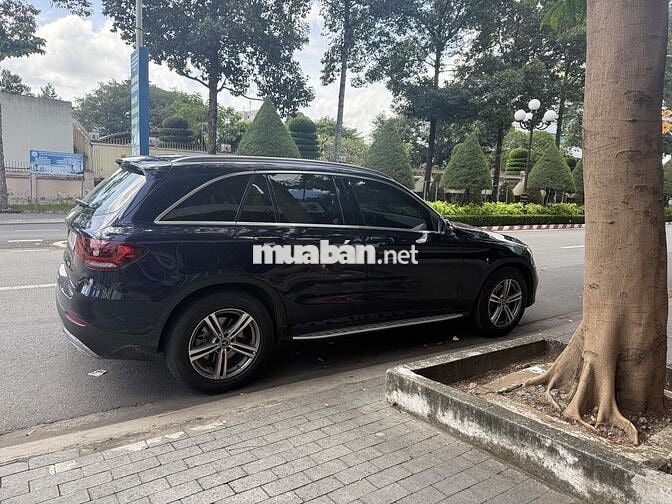 Mercedes Benz GLC 2022 200 - 21000 km