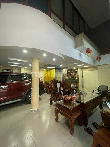 Cho thuê mặt bằng ngang 15m dài 7m lô góc 2 mặt tiền khu Bàu cát
