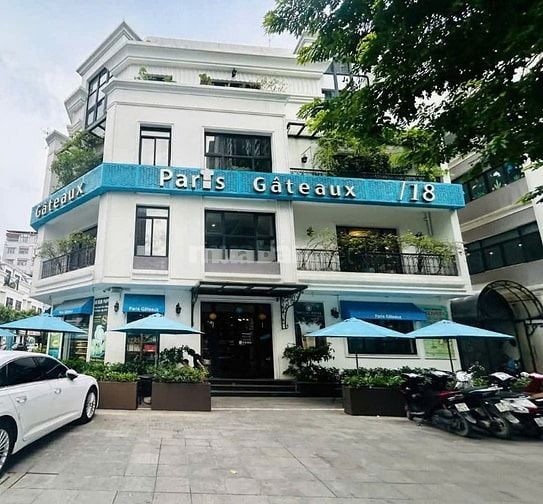 Cho thuê nhà 2 mặt tiền KĐT Trung Hòa và Hoàng Ngân, 127m² x 6t
