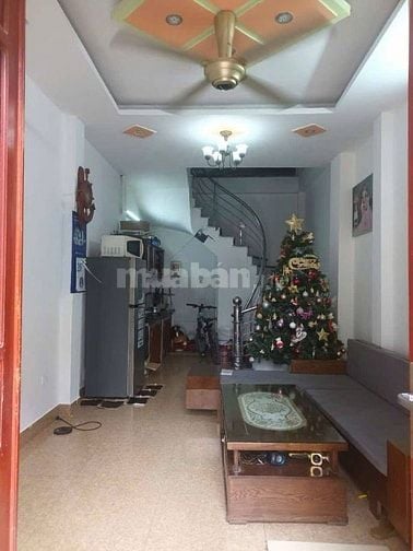 Chính chủ bán nhà 4 tầng 40m2 tại Mai Lâm Đông Anh ở ngay, giá chỉ 3,6