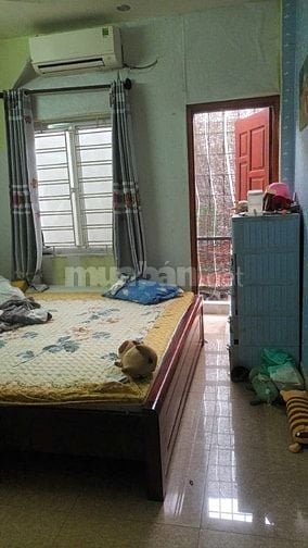 Chính chủ bán nhà 4 tầng 40m2 tại Mai Lâm Đông Anh ở ngay, giá chỉ 3,6