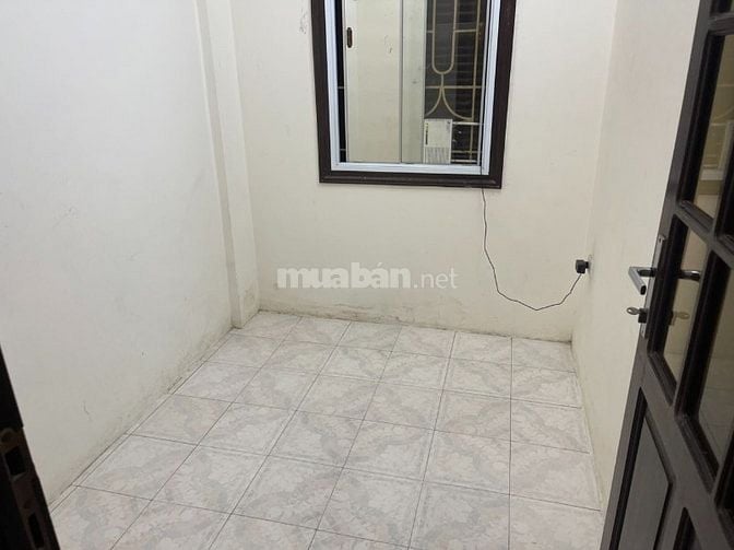 Nhà riêng ngõ phố đại la trần đại nghĩa dt40m2x3t giá 7,5tr 