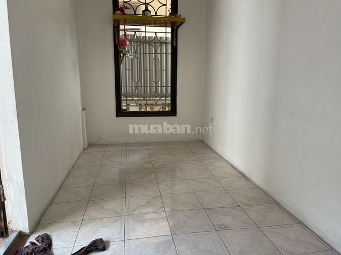  Nhà riêng ngõ phố đại la trần đại nghĩa dt40m2x3t giá 7,5tr 