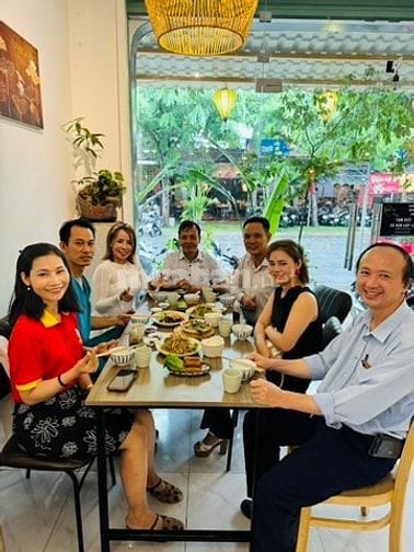 SANG NHƯỢNG NHÀ HÀNG CHAY DIỆN TÍCH 66M2