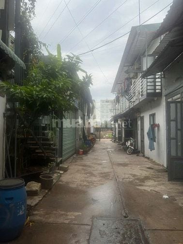 Chính Chủ bán nhà 58m đường Lê Trọng Tấn