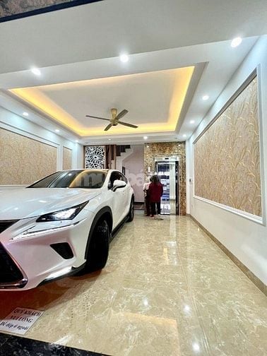BÁN NHÀ Ô TÔ TRÁNH HOÀNG VĂN THÁI, 140M2 × 4 TẦNG, MT 7M, CHỈ 34 TỶ 