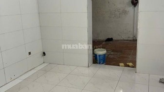  chính chủ cho thuê căn nhà số 7 ngõ 220 phố Bạch Mai, diện tích 80 m2