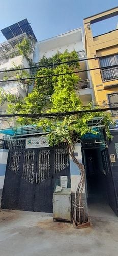 Phòng ban công, HXH, Nguyễn Văn Đậu, P.6, q. Bình Thạnh