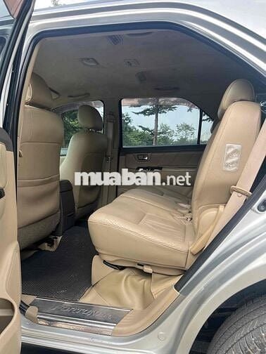 Toyota Fortuner 2012 2.7V 4x2 - 160000 km