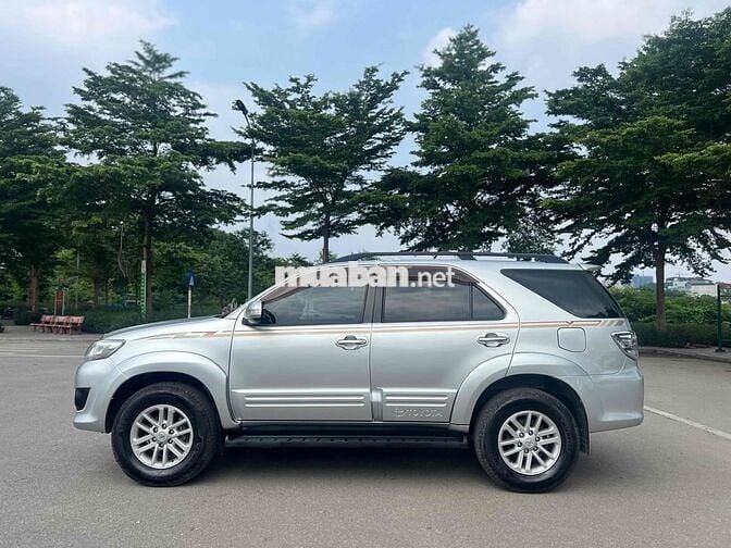 Toyota Fortuner 2012 2.7V 4x2 - 160000 km