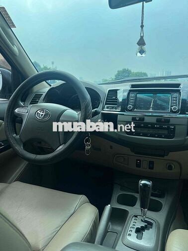 Toyota Fortuner 2012 2.7V 4x2 - 160000 km