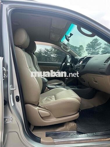 Toyota Fortuner 2012 2.7V 4x2 - 160000 km