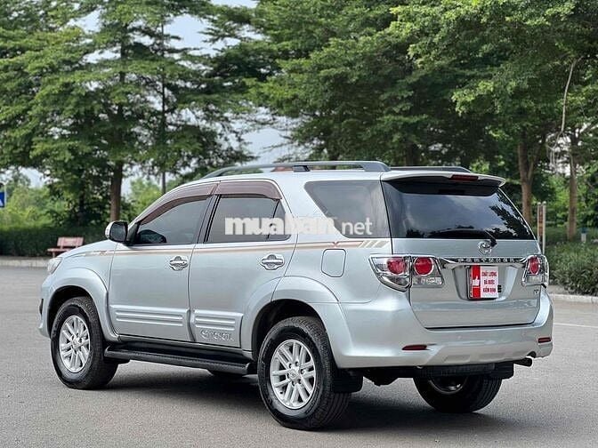 Toyota Fortuner 2012 2.7V 4x2 - 160000 km