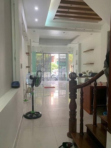 HXH 125/8C Nguyễn Văn Thương P.25 Bình Thạnh 4x17m 1 trệt 3 lầu 5P