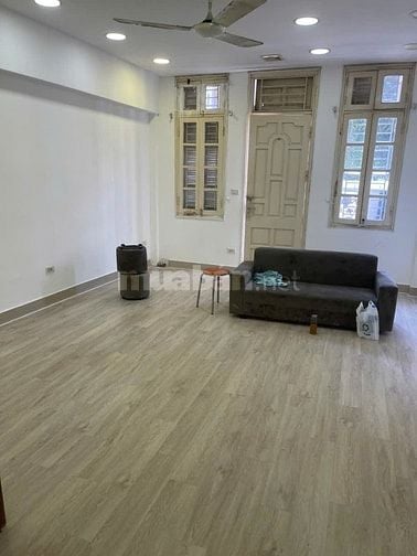 Cho thuê nhà ngõ 515 Hoàng Hoa Thám Ba Đình, ô tô đỗ cửa 
